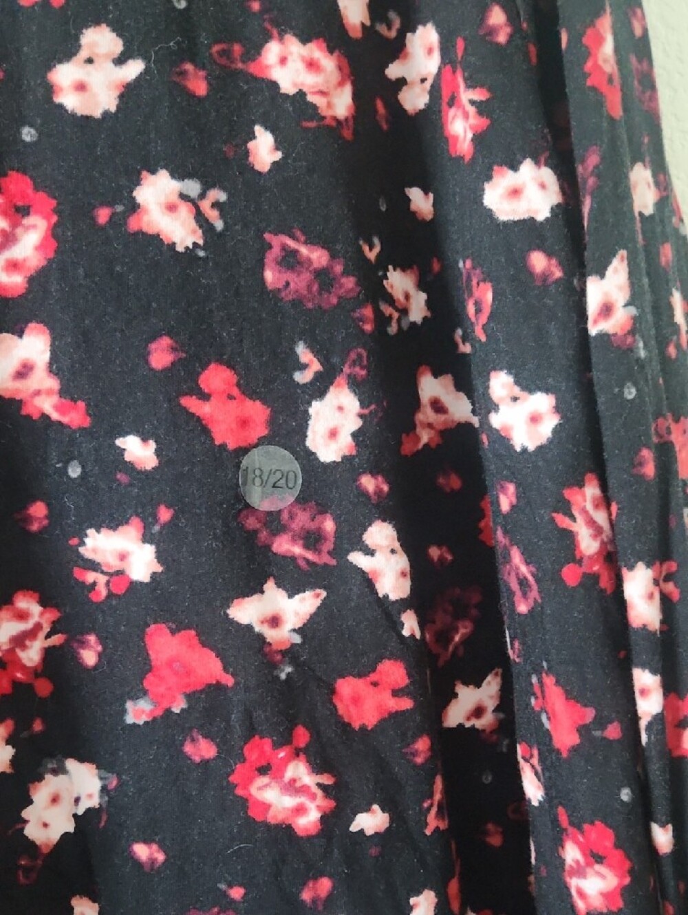 Lane Bryant Black Floral Strappy V-Neck Top - Picture 3 of 3